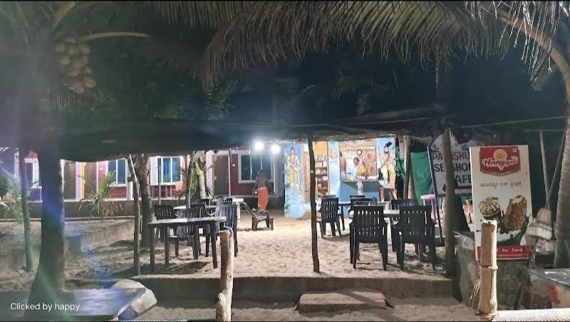 Parshuram Sea Shore Cafe And Rooms, Gokarna Homestay