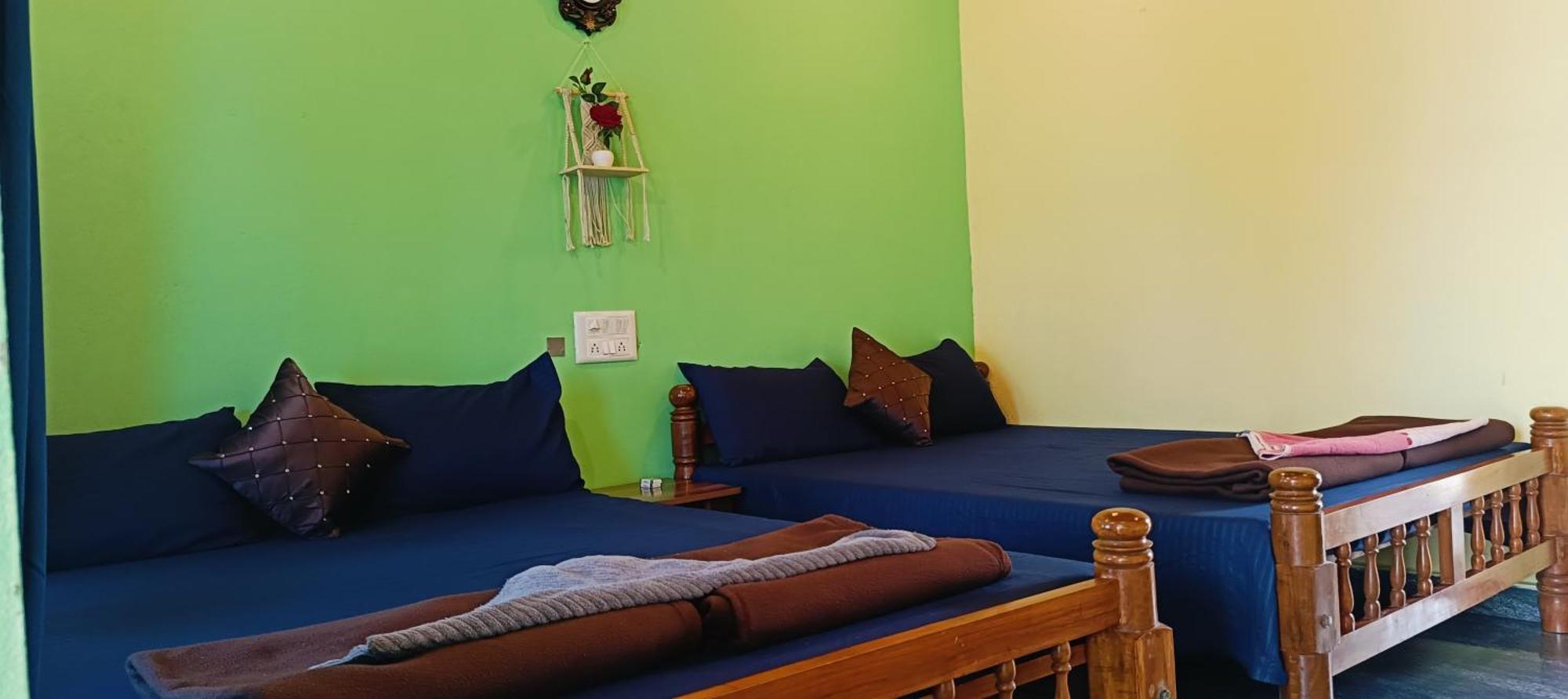Parshuram Sea Shore Cafe And Rooms, Gokarna
