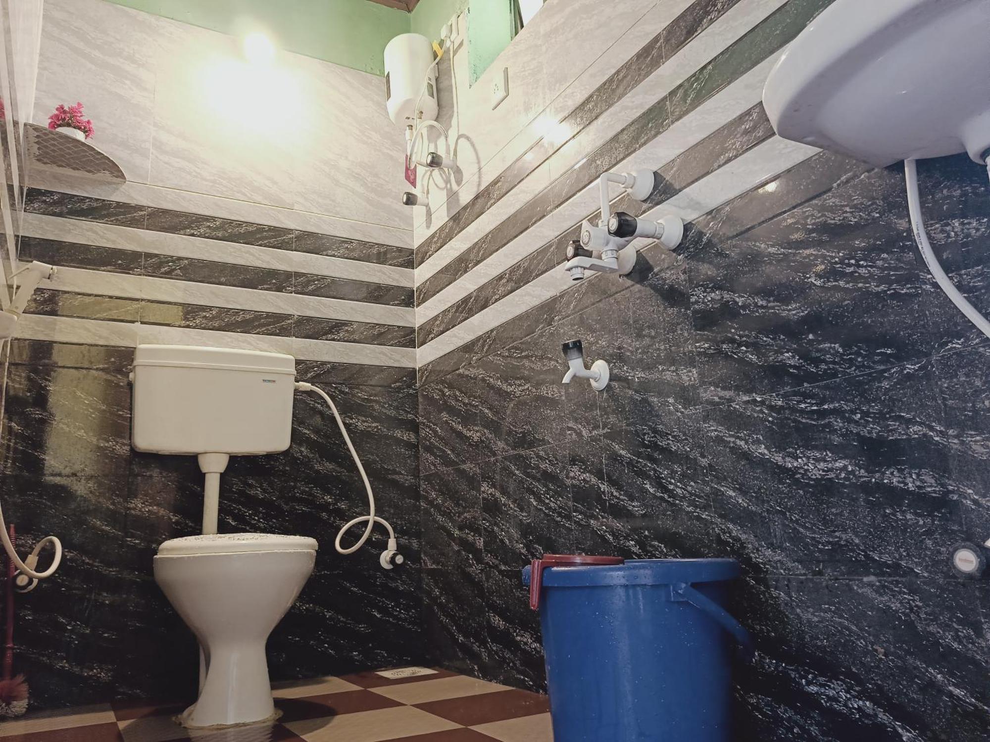 Parshuram Sea Shore Cafe And Rooms, Gokarna