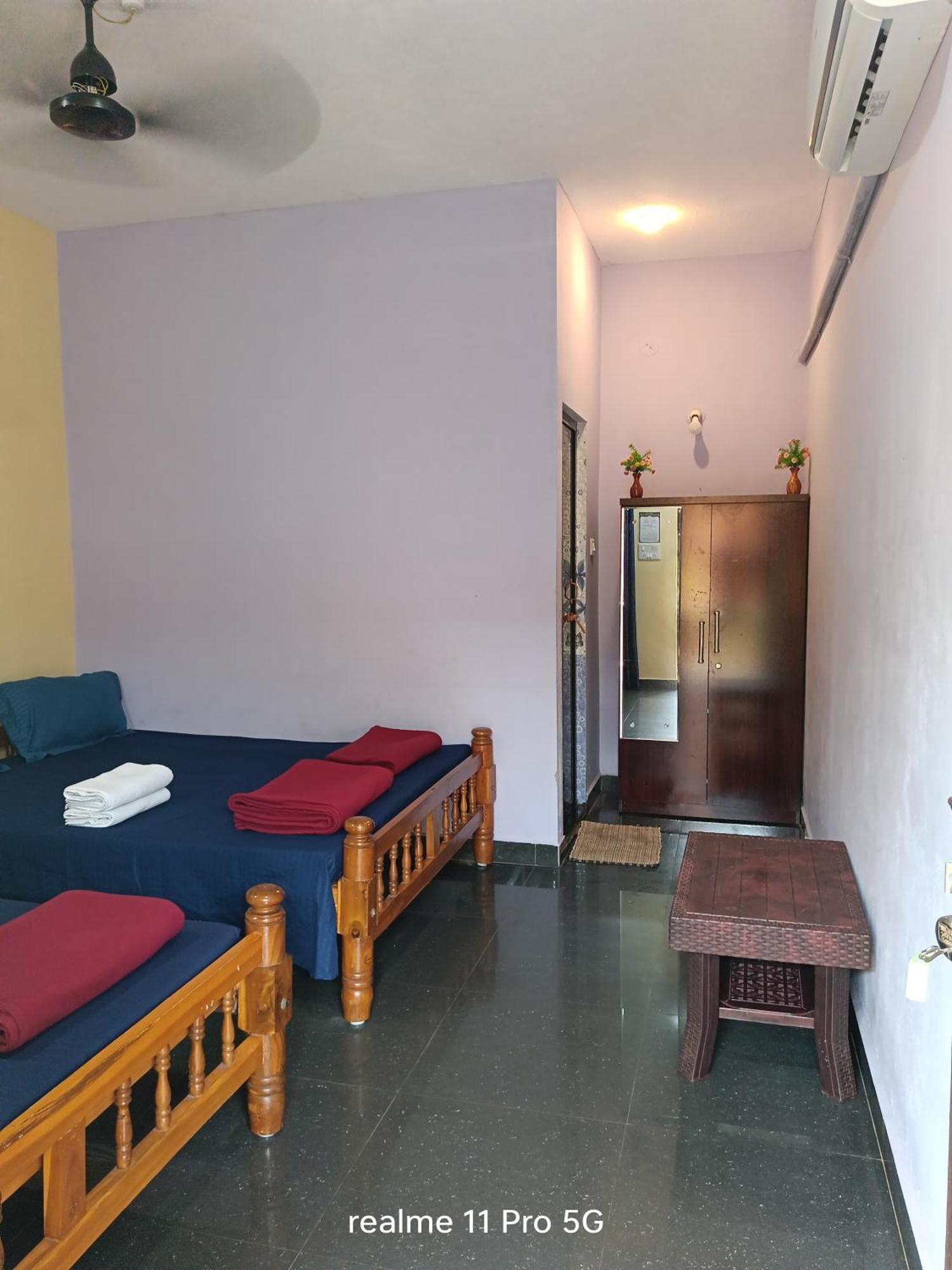 Parshuram Sea Shore Cafe And Rooms, Gokarna